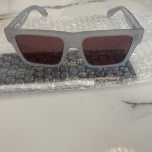 OFF WHITE UNISEX SUNGLASSES Grey/Burgundy OERI109C99PLA0010928 Size-54:18:145MM